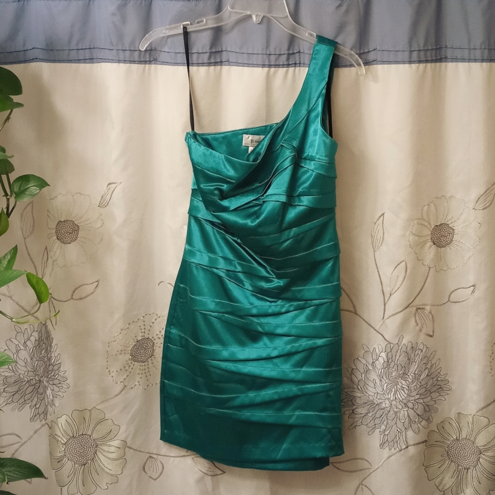 Emerald green party dress